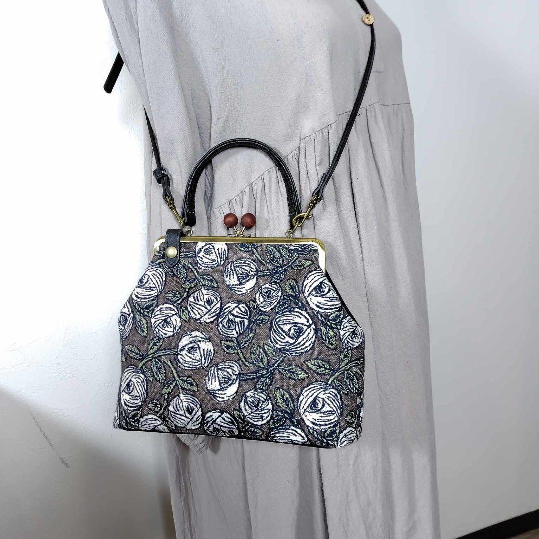 【専用】ミナペルホネン/rosyロージィーブラウン/木玉がま口ショルダー革