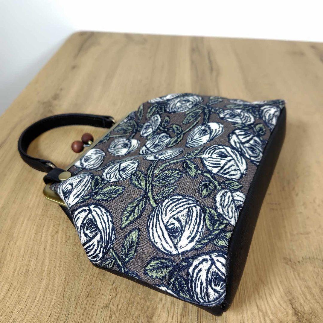 【専用】ミナペルホネン/rosyロージィーブラウン/木玉がま口ショルダー革