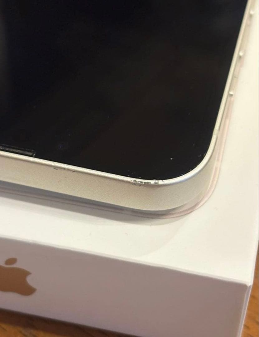 iPhone13 128GB スターライト 本体