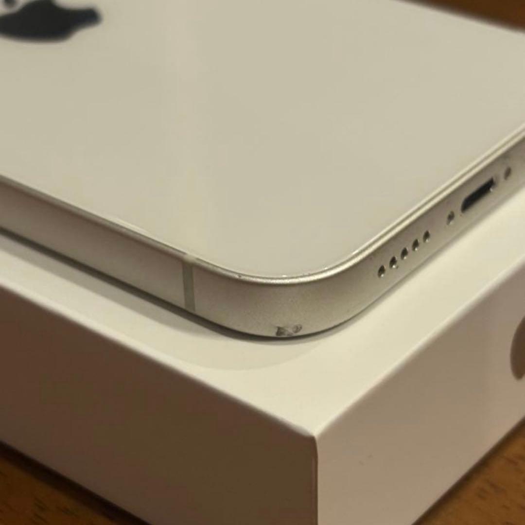 iPhone13 128GB スターライト 本体