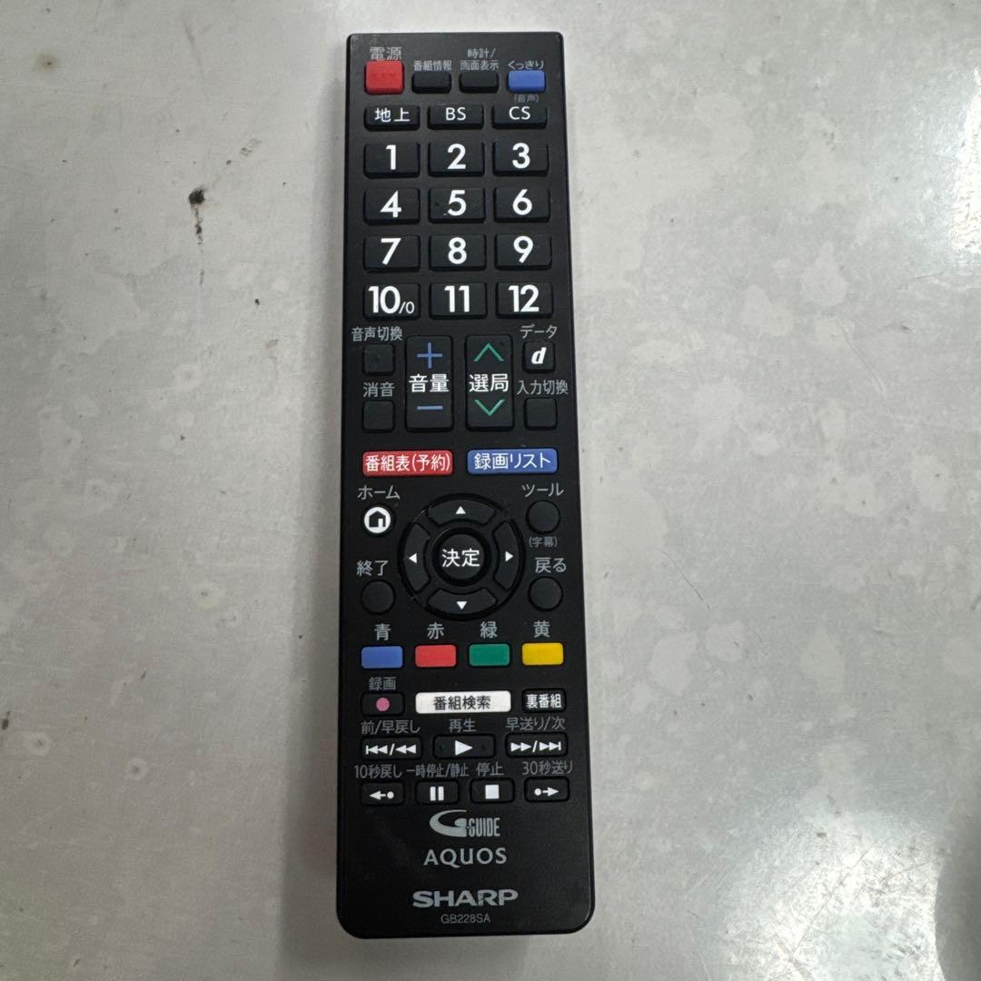 F071 SHARP 32型　液晶テレビ　2023年　2T-C32DE