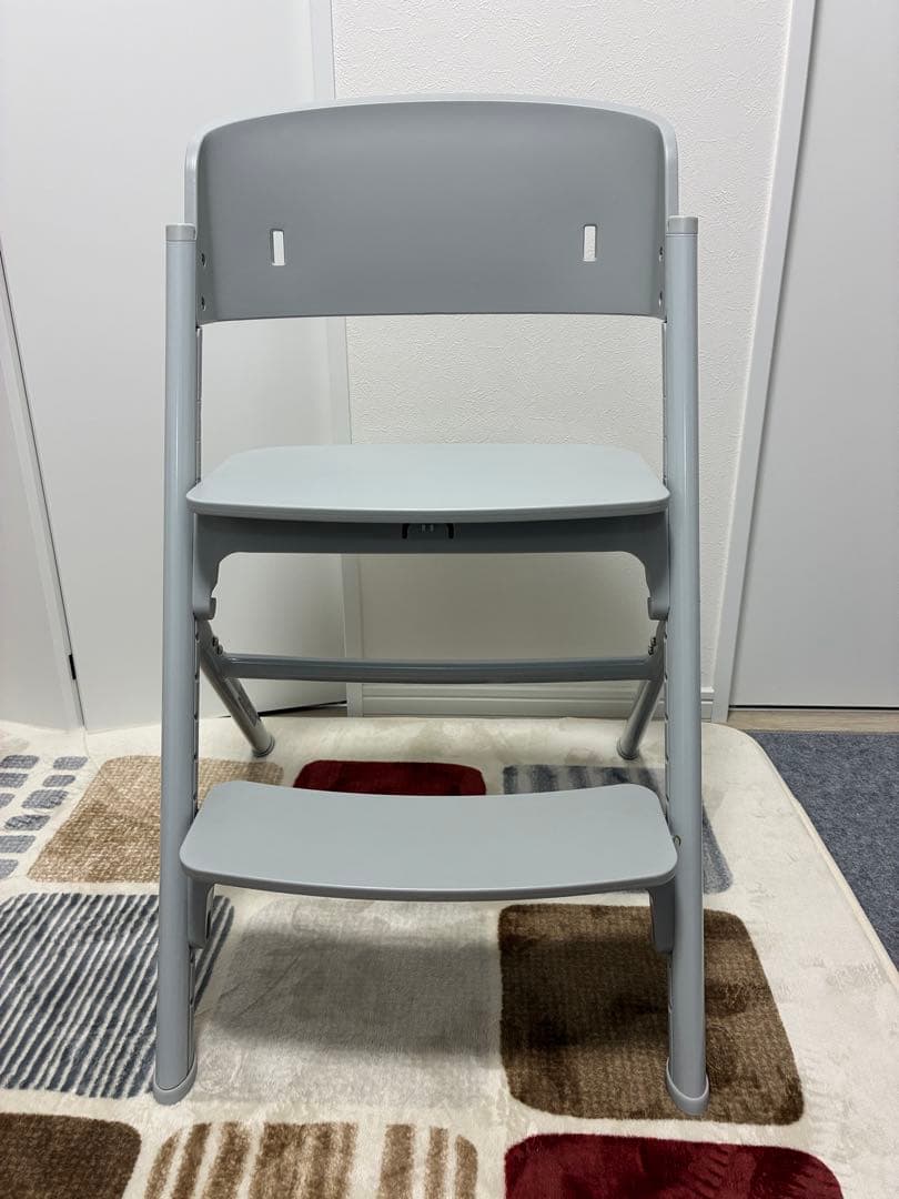９枚目に傷ありのため値下げ【美品】NOVUS ベビーハイチェア