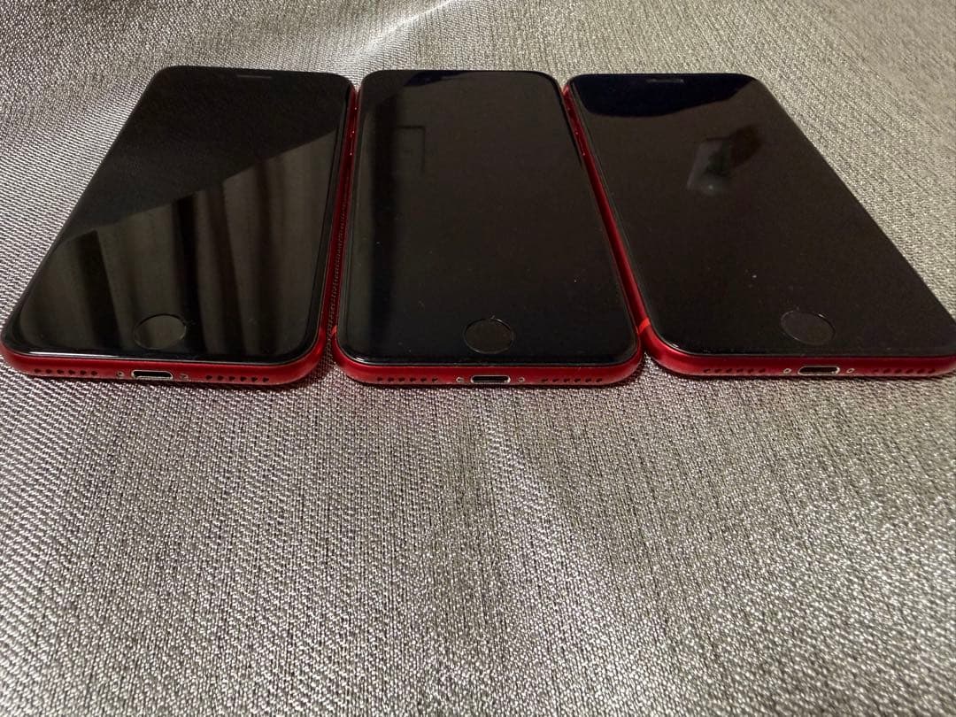 iPhone SE2 64GB RED SIMフリー　3台