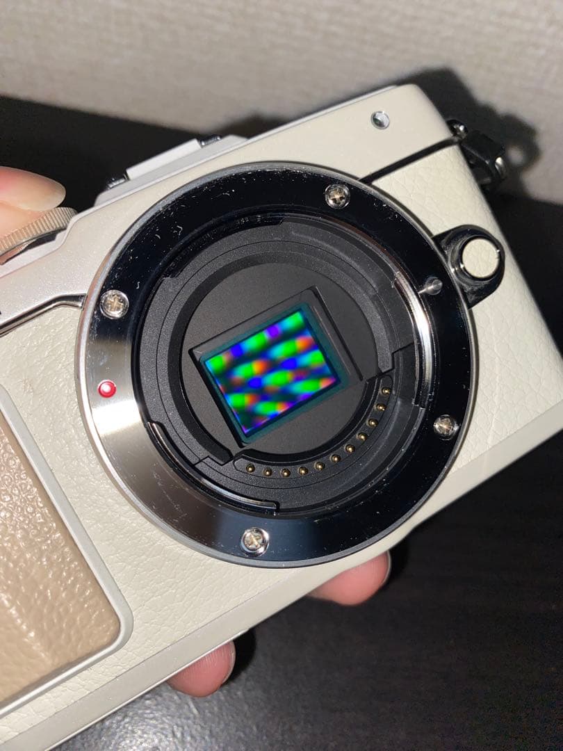 OLYMPUS PEN ホワイト ミラーレス一眼 14-42mmレンズ