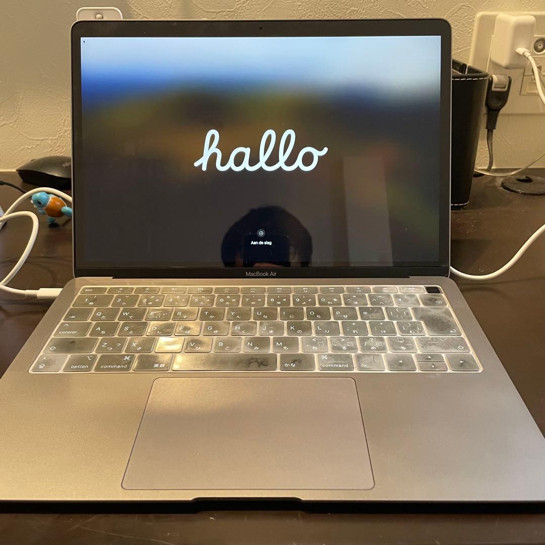 【極美品】MacBook Air Retina 13inch（2019モデル）