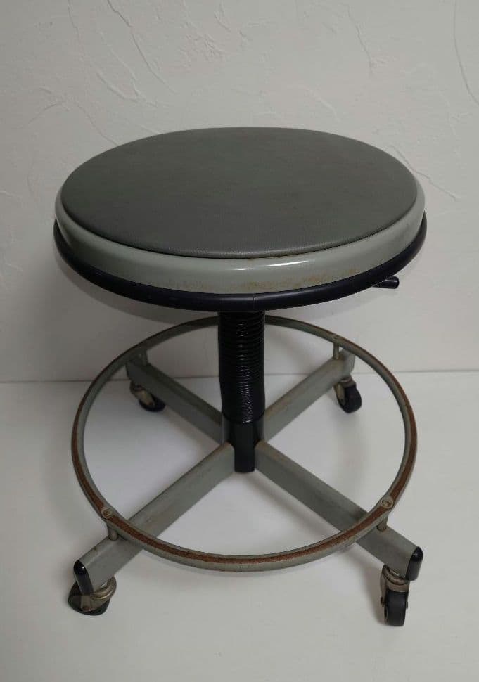 フ*ィ様 ITOKI オフィス いす 回転椅子 イス 昭和レトロ KRG-233