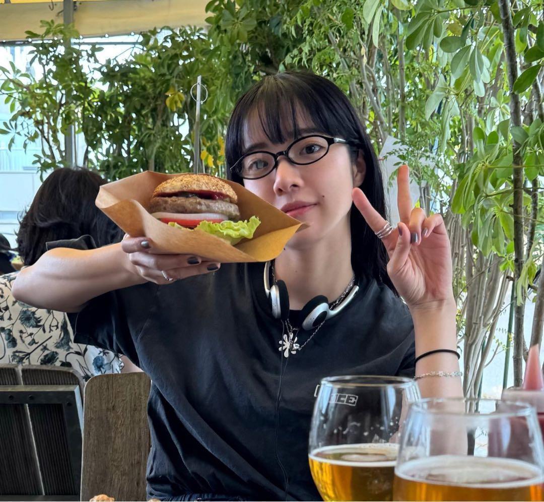 新品 Distorted flowers ネックレス あいみょん着用　フラワー