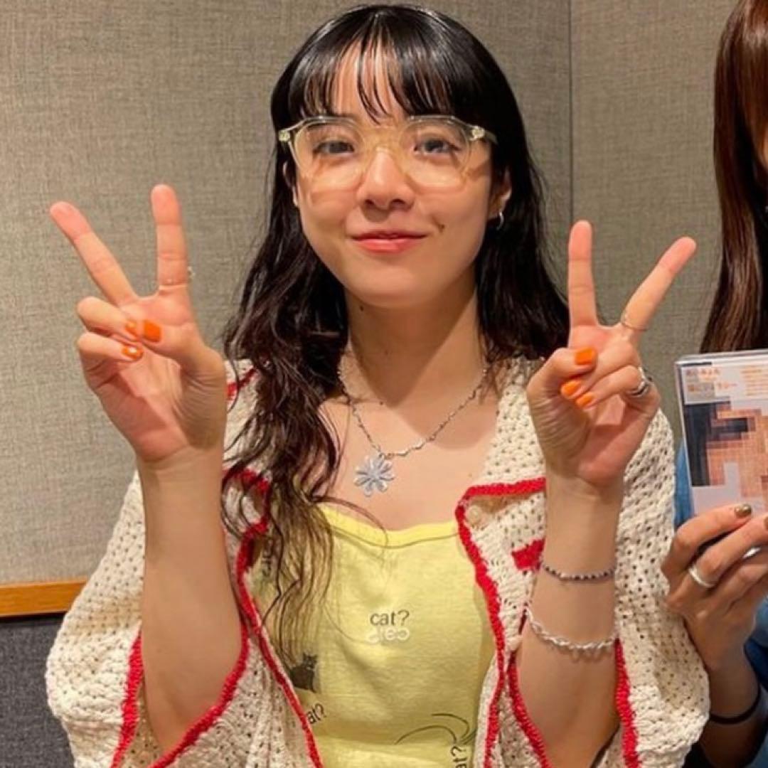 新品 Distorted flowers ネックレス あいみょん着用　フラワー