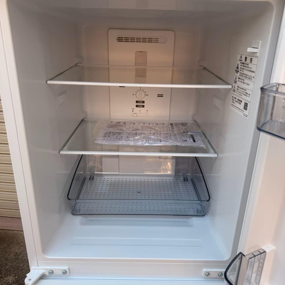 ★ 極美品 女性オーナー シャープ 冷蔵庫 SJ-D15HJ-W 152L