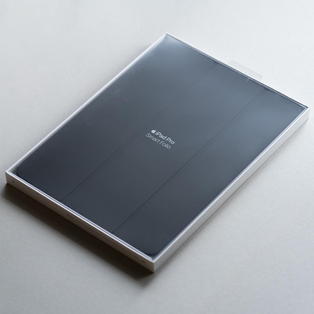 新品 Apple純正 iPad Air対応Smart Folioチャコールグレイ