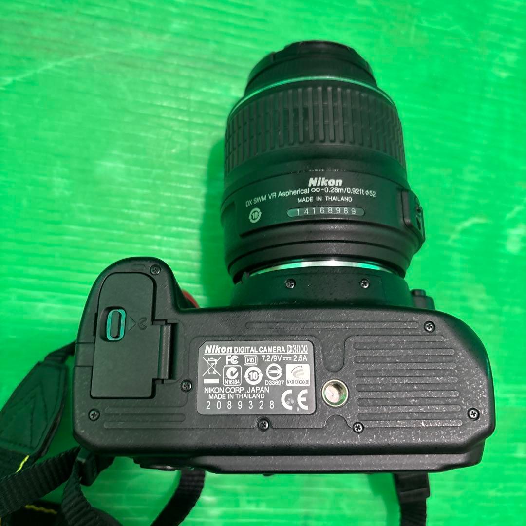 Nikon D3000 デジタル一眼レフカメラ