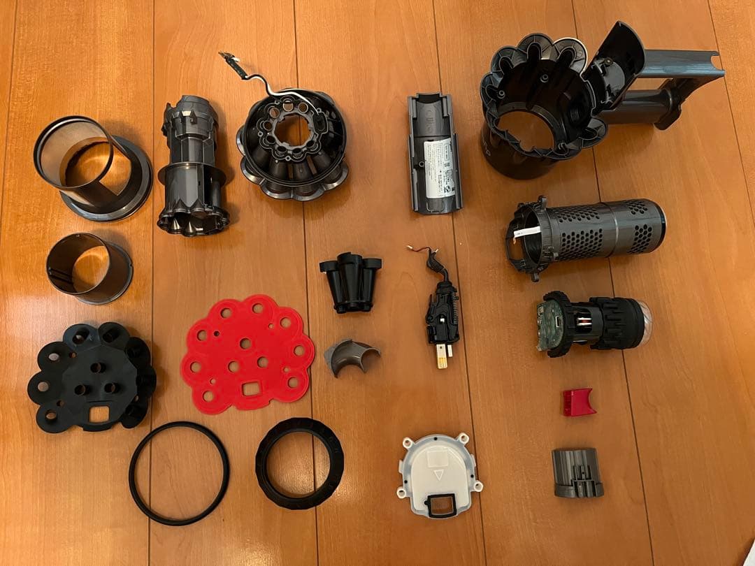 ダイソン　デジタルスリム　ハンディータイプ　SV18 完全分解・殺菌洗浄済み