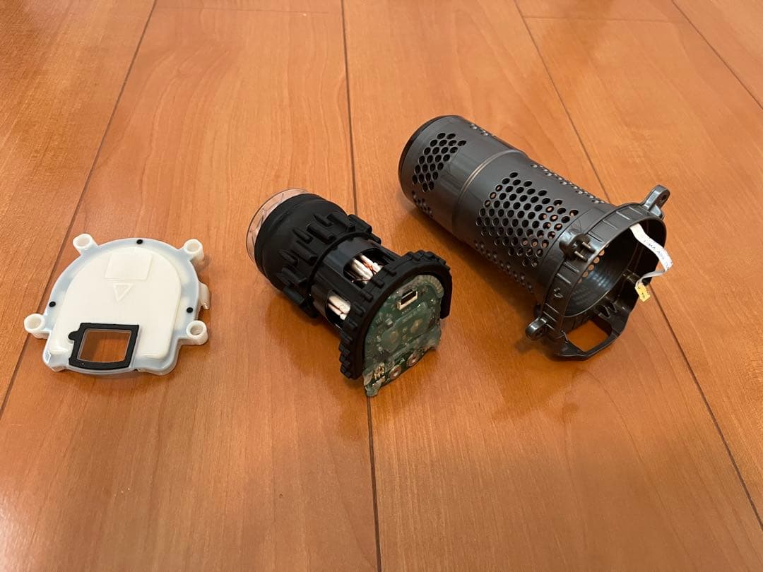 ダイソン　デジタルスリム　ハンディータイプ　SV18 完全分解・殺菌洗浄済み