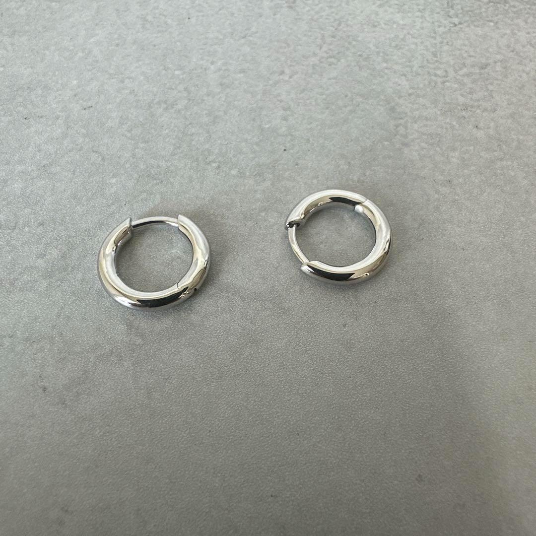 トムウッド Tom Wood Classic Hoop Small ピアス