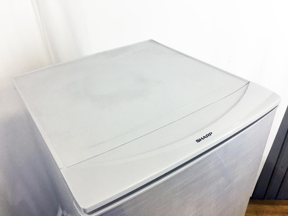 30日迄！送料無料★SHARP 137L 冷蔵庫【SJ-14Y-S】
