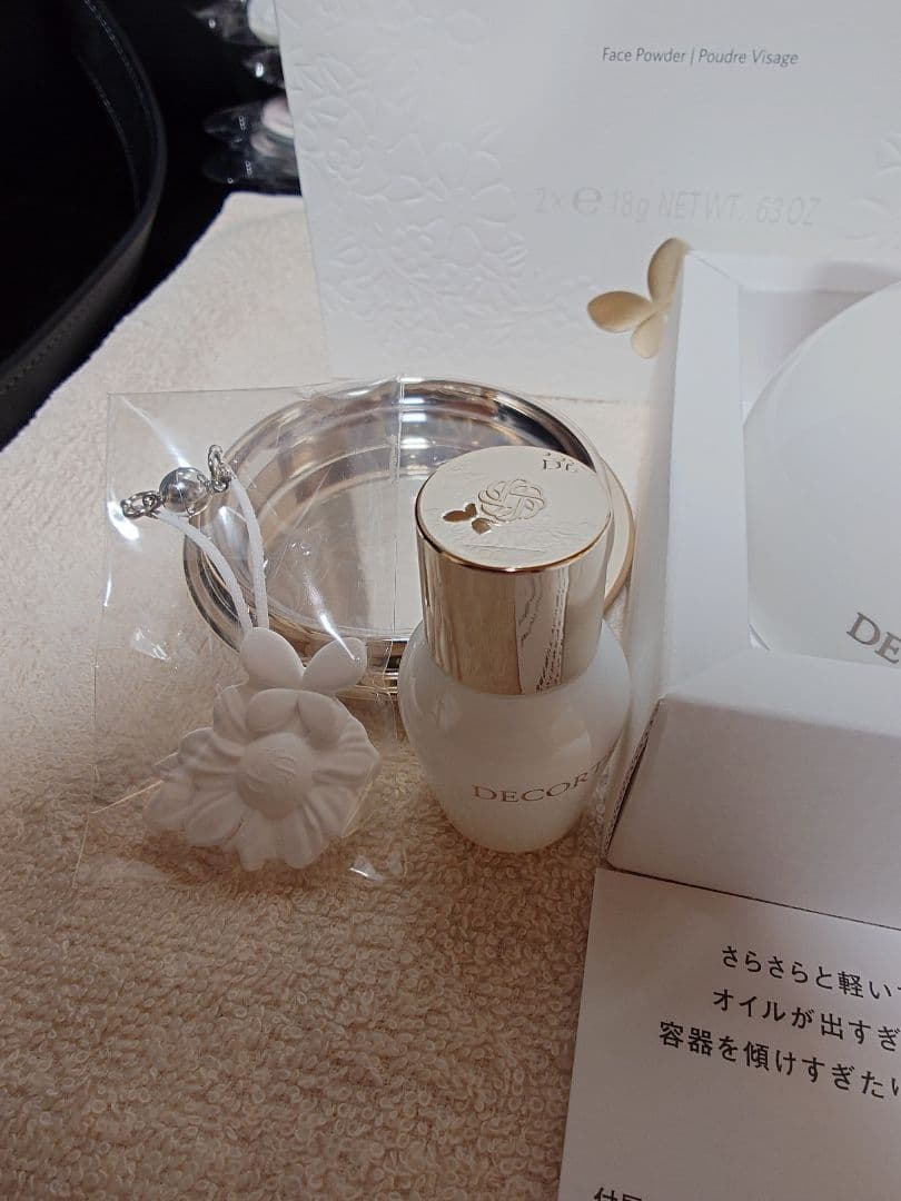 コスメデコルテ マルセルワンダーズコレクション