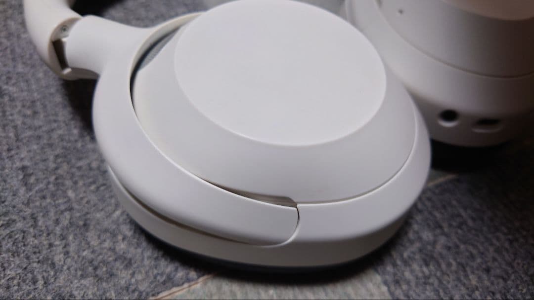 シリコンカバー付き ULT WEAR ヘッドホン wh-ult900n