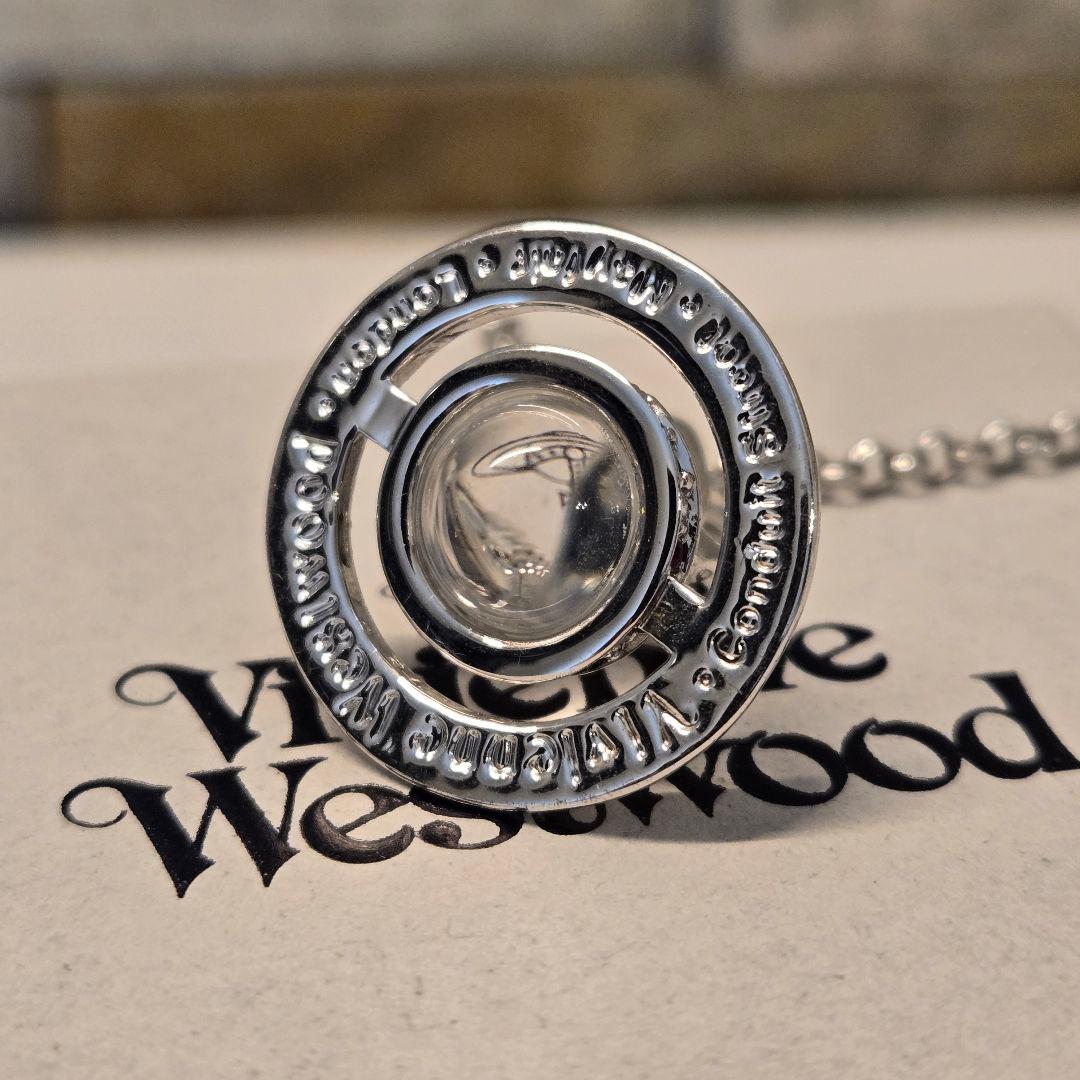 Vivienne Westwood　NEW TINY ORB ネックレス