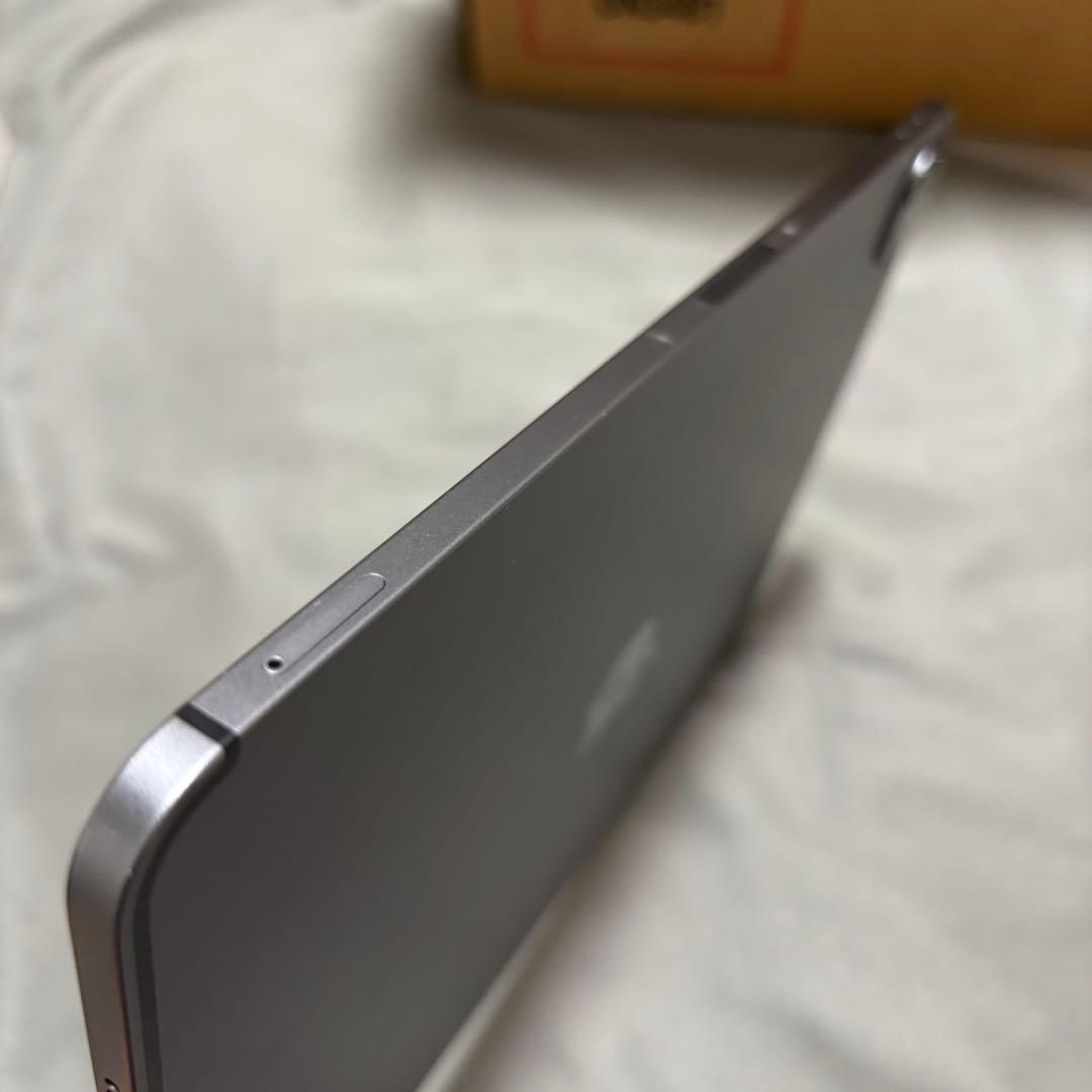 【値下げ】iPad Pro 11 第3世代 Wi-Fi + Cellular