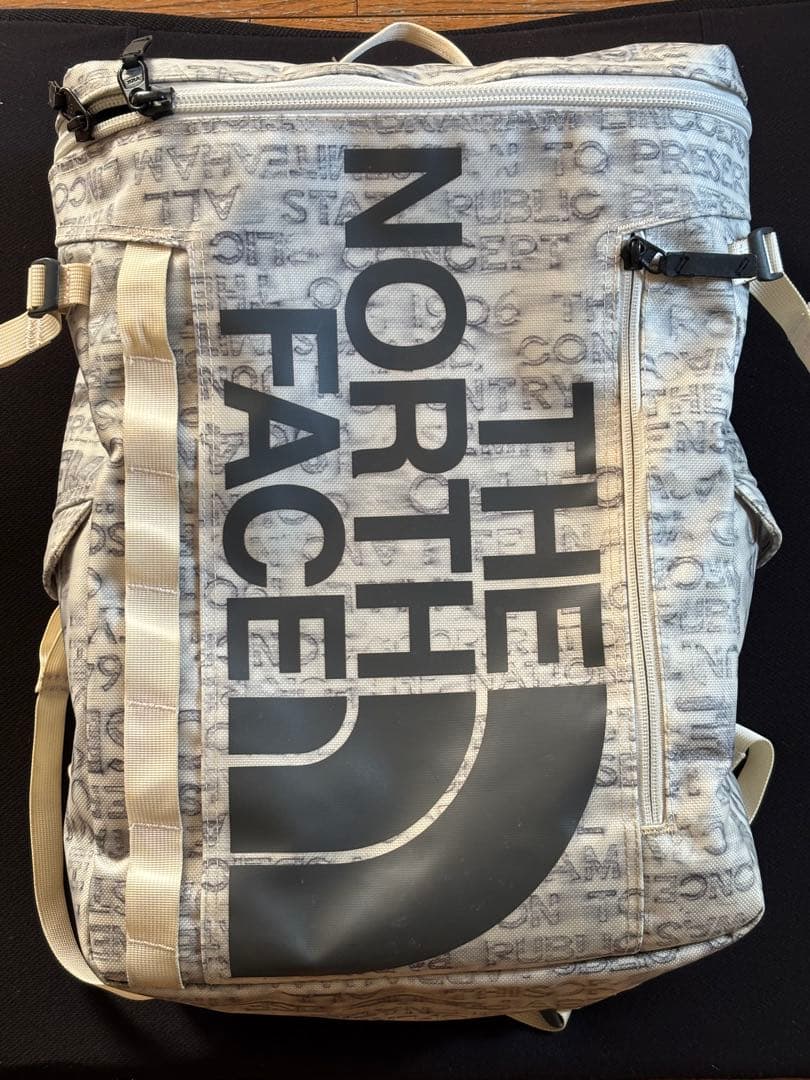 THE NORTH FACE スクエアリュック ホワイト/グレー