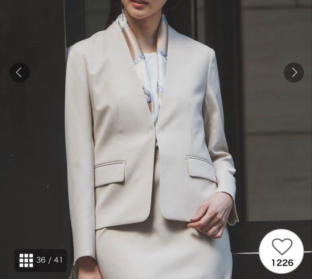 新品　アンタイトル　スカート スーツ　ライトグレー系orライトベージュ系　XS