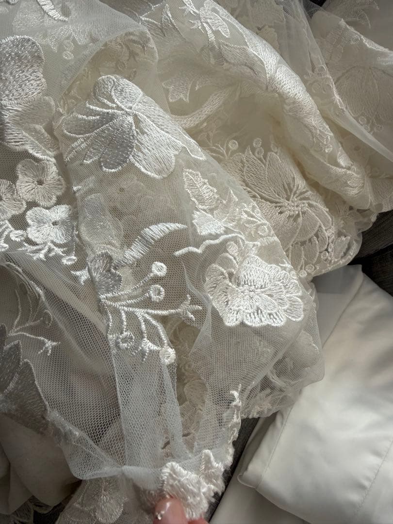 週末値下げ　DRESSPRODUCTION 刺繍レース　ソフトマーメイド　結婚式