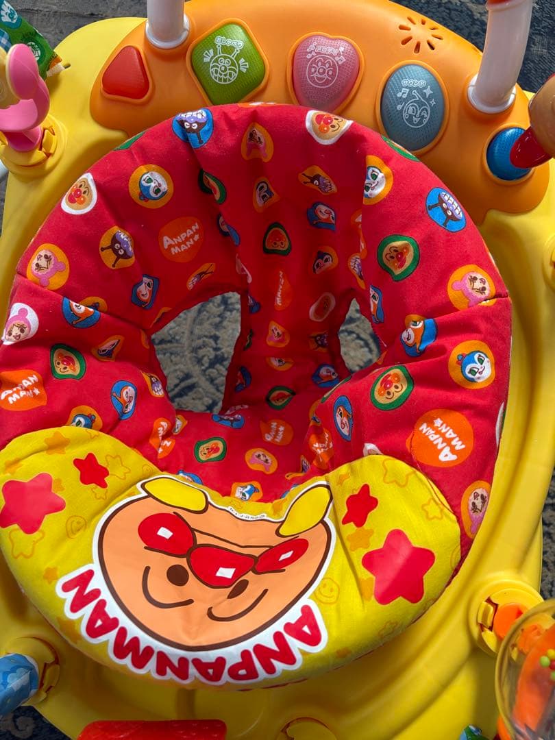 ジョイパレット　ジャンパルー　元気いっぱい！アンパンマンベビージャンパー