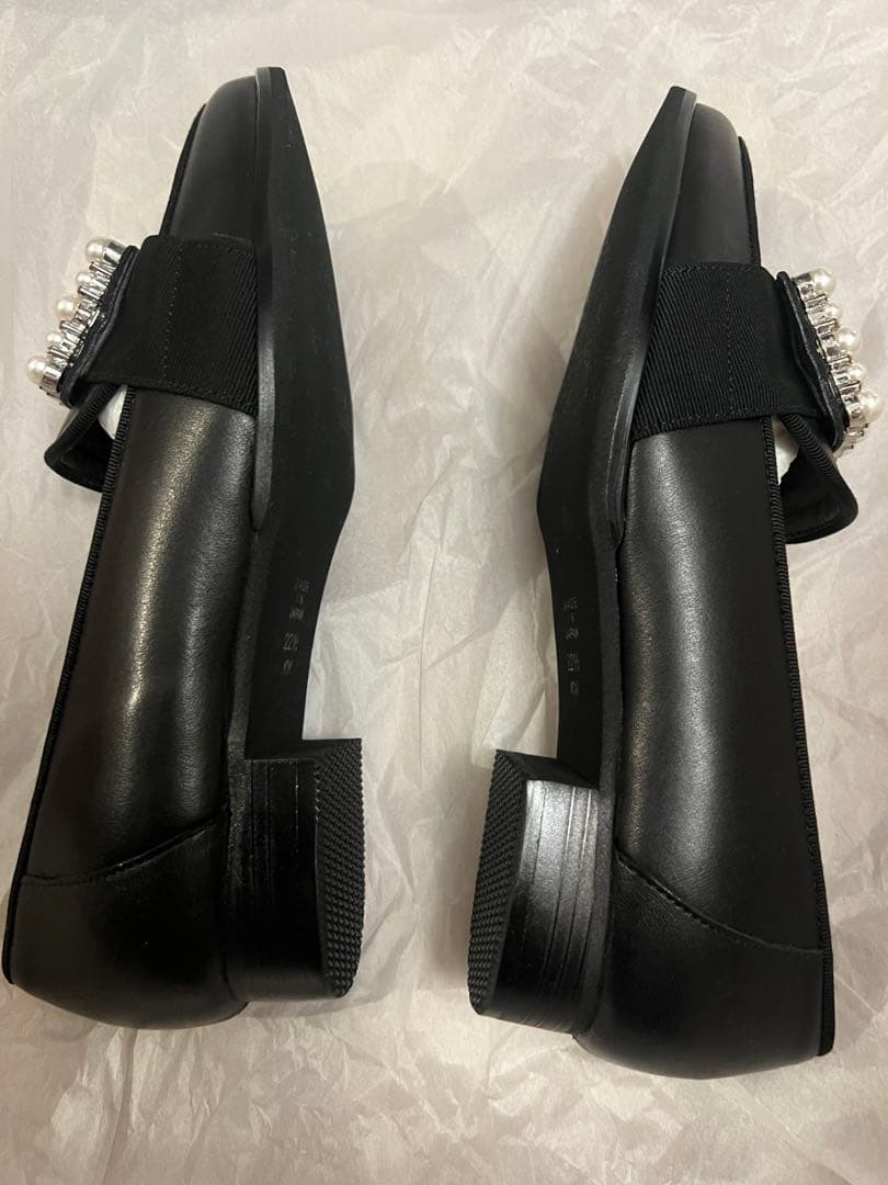 【新品・未使用】DIANA ローファー　パール　黒