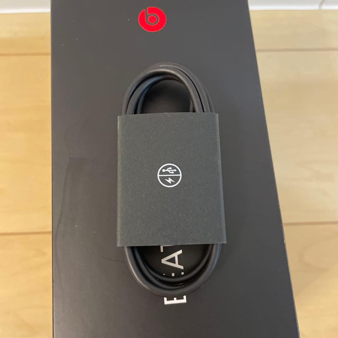 BEATS SOLO 3 ワイヤレスヘッドホン ブラック