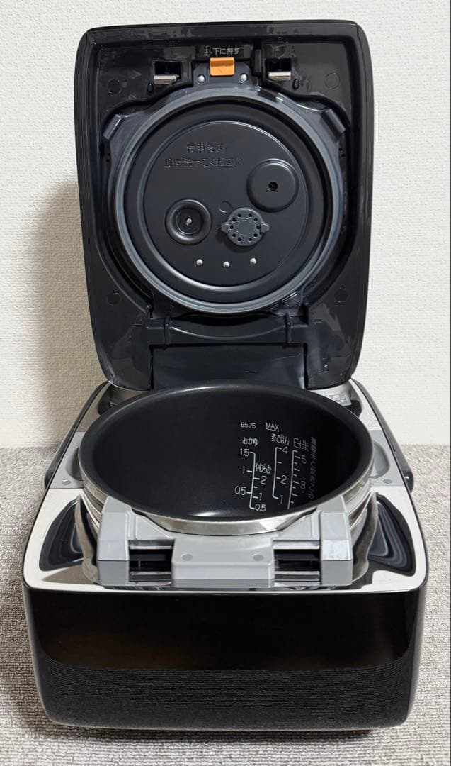 【美品】象印 炎舞炊き 圧力IH炊飯ジャーNW-LB10 動作保証