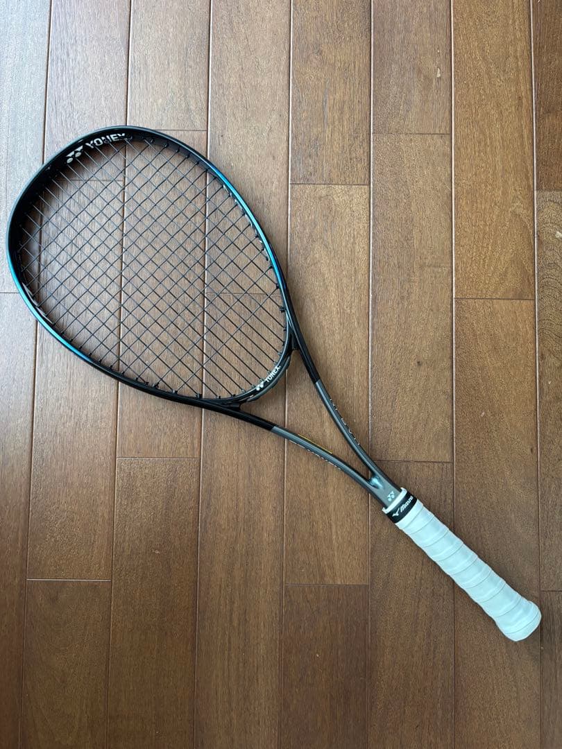 YONEX テニスラケット　ナノフォース8vレブ