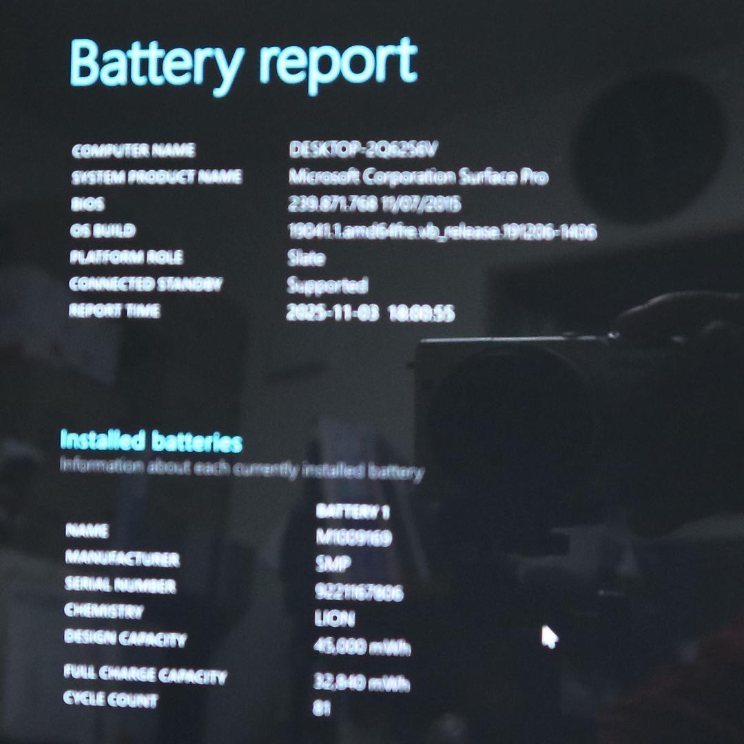 ★Surface Pro5（7Y30/4GB/128GB）AC + キーボード★