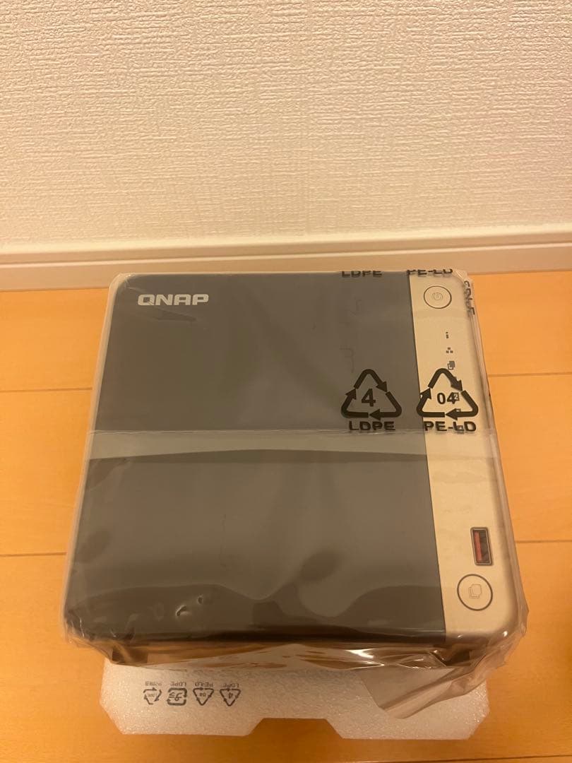 「ZENOVATE SHOP」【新品未使用】QNAP TS-464-8G