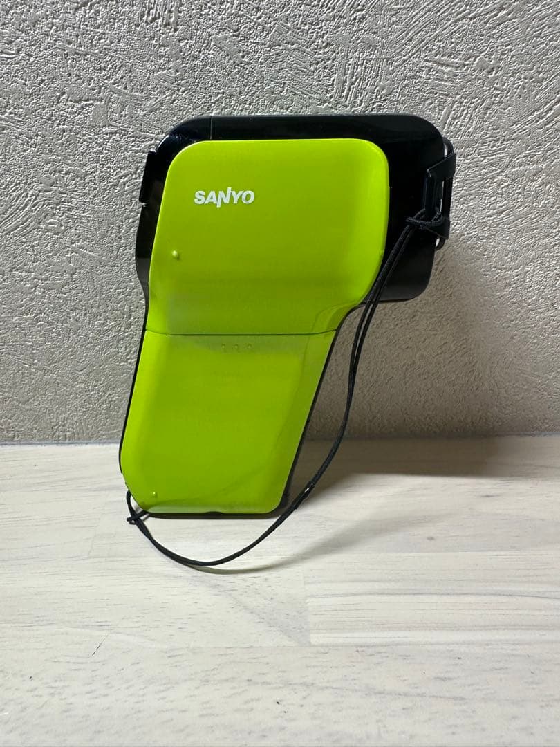 SANYO XACTI DMX-CG11 デジタルムービーカメラ グリーン
