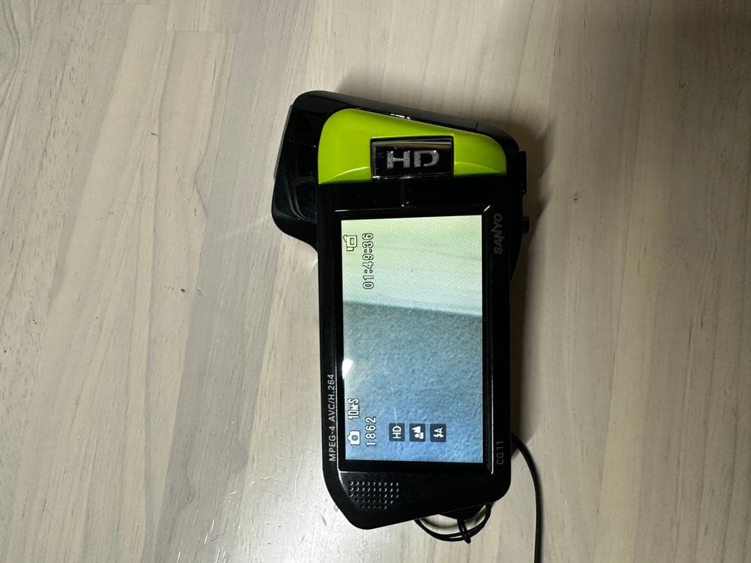SANYO XACTI DMX-CG11 デジタルムービーカメラ グリーン