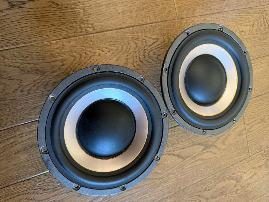 スウェーデン　DLS社　nobelium 6.2 17cmスピーカー