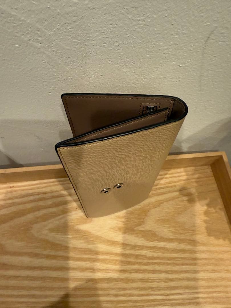 LOEWE 長財布 ベージュ イエロー