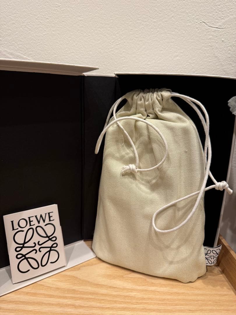 LOEWE 長財布 ベージュ イエロー