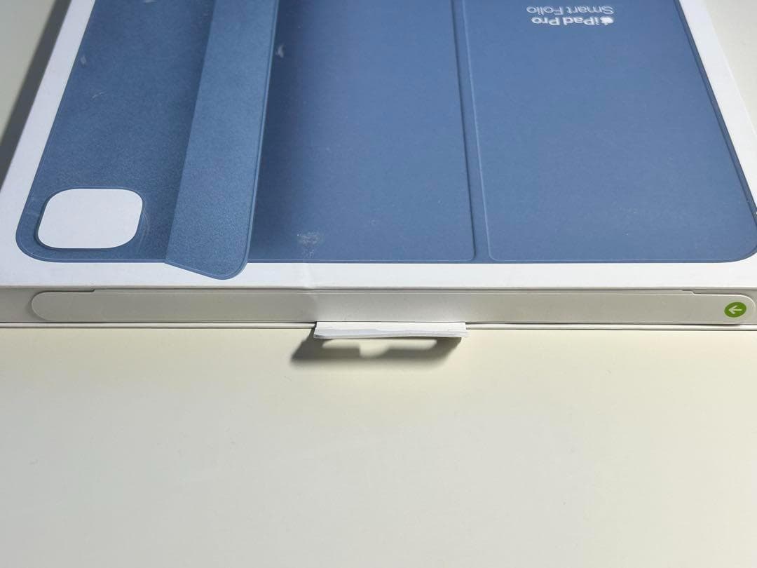 【新品】13インチ iPad Pro用スマートフォリオ・デニム①