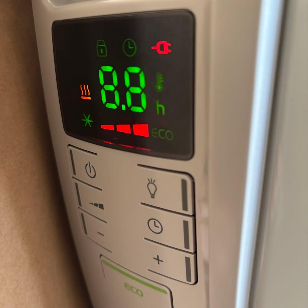 デロンギ デジタルラディアント オイルヒーター KHD410812-GC