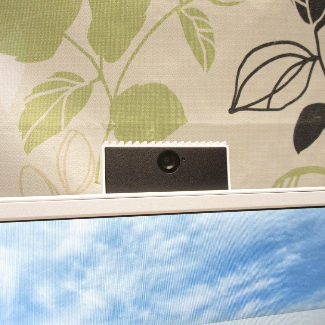 人気の白！Win11公式対応CPU/メ8G/高速SSD+HDD/カメラ/HDMI