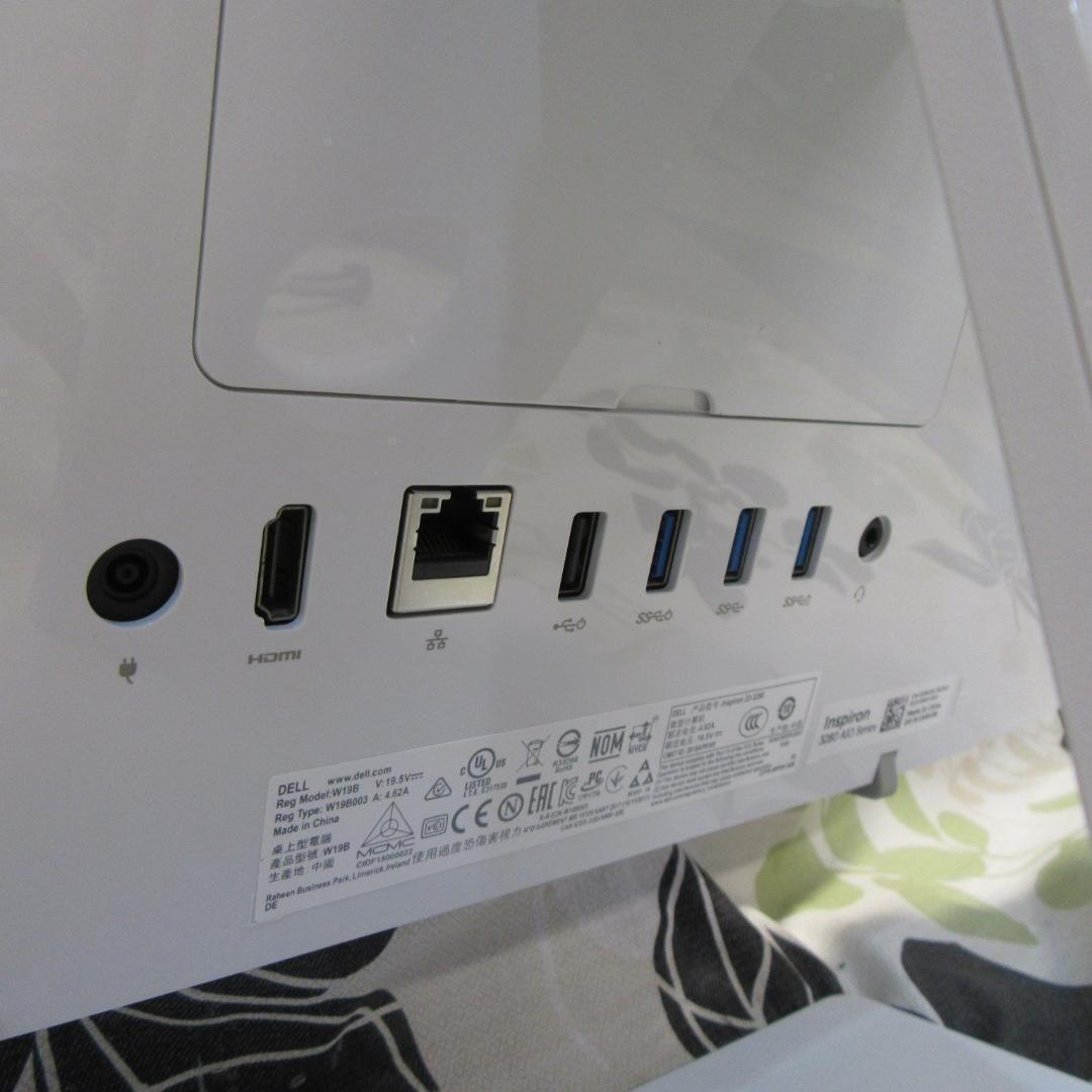 人気の白！Win11公式対応CPU/メ8G/高速SSD+HDD/カメラ/HDMI