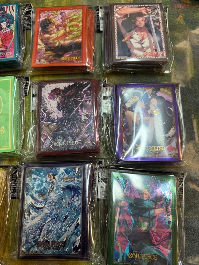 ONE PIECEカードゲーム　新品未開封スリーブ12個セット