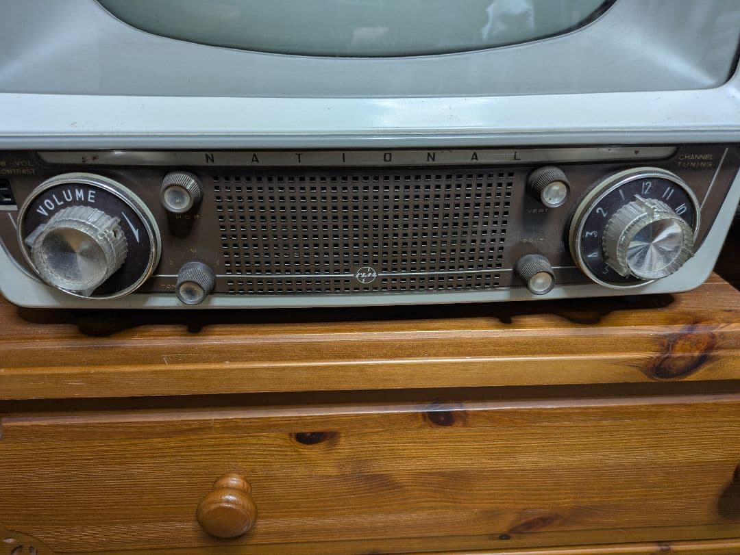 【最終値下げ】昭和レトロ　ナショナル真空管白黒テレビ