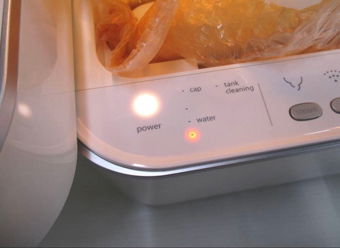 未使用品　サキナ　ビジュー　saqina　BIJOU ー美顔器 ホワイト