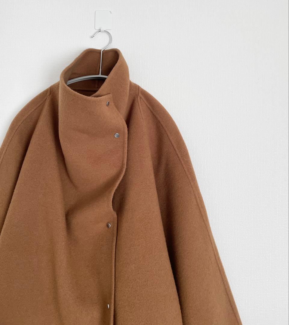 アダムエロペ　Super140's リバーショートコート　スタンドカラーコート