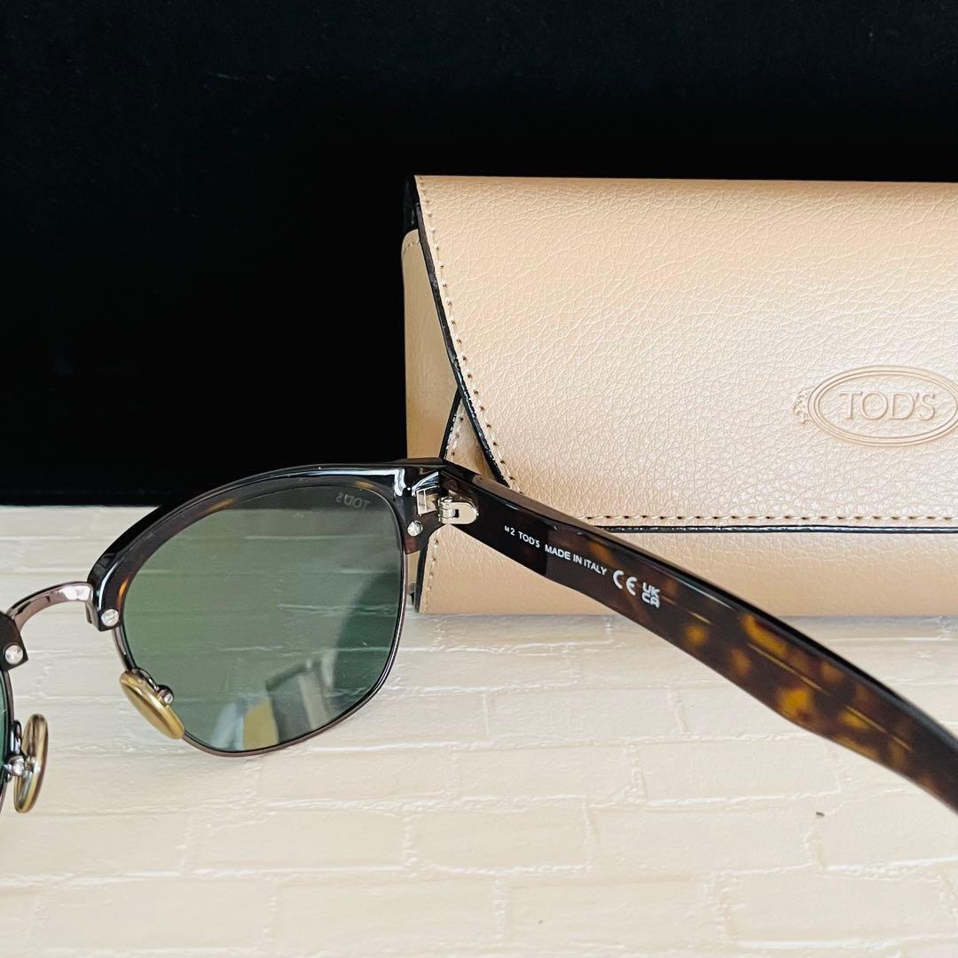 ちゃみ 　美品 TOD'S べっ甲調 サングラス 眼鏡 めがね