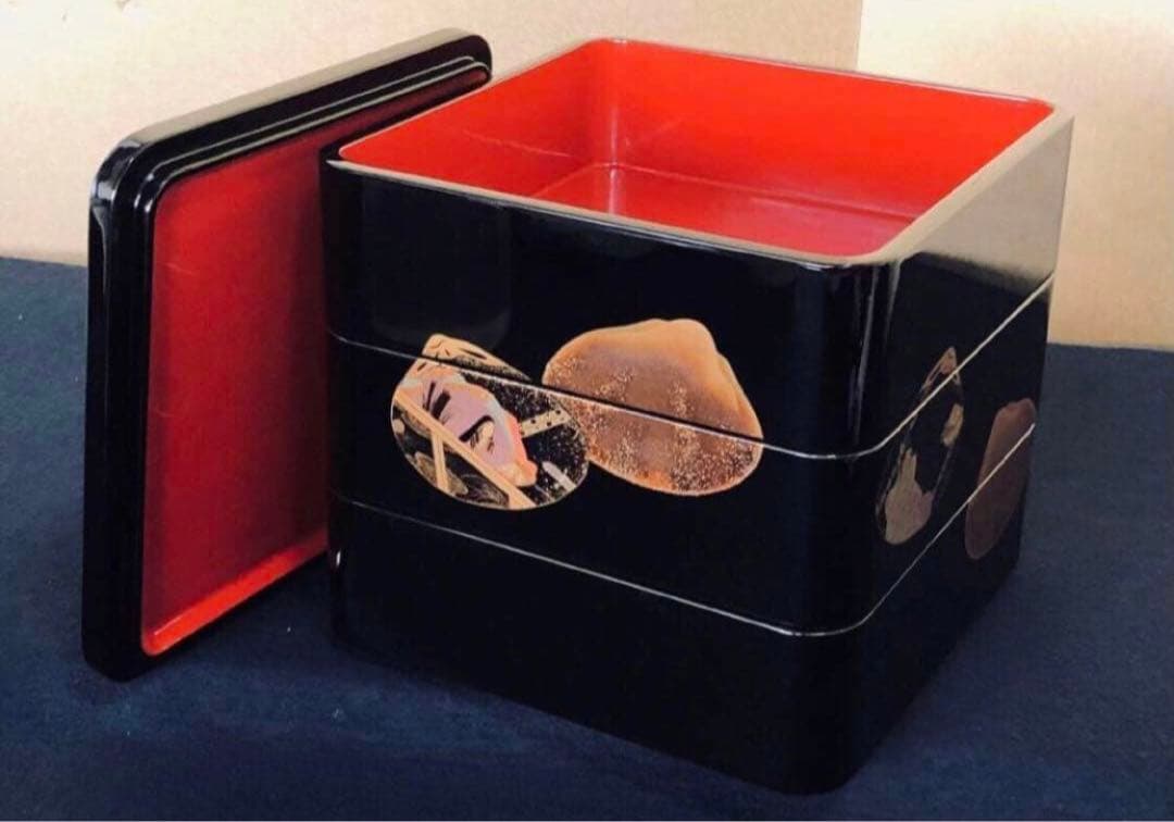 《レ》輪島塗 蒔絵付 黒内朱 三段重 【秀峰作】共箱　251030う2