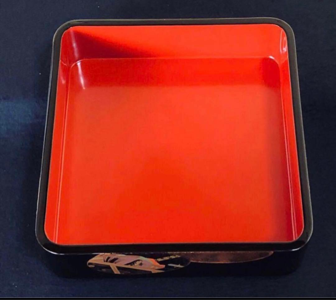 《レ》輪島塗 蒔絵付 黒内朱 三段重 【秀峰作】共箱　251030う2