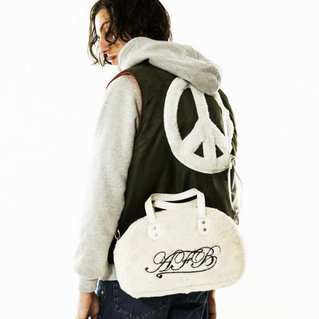 AFB ボストンバッグ ファー ベージュ